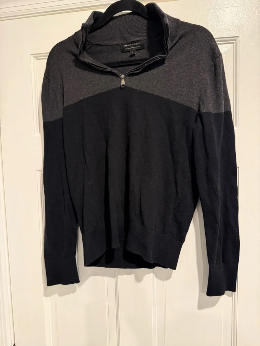 Banana Republic Luxe‎ Sweater - Black & Charcoal size Small
